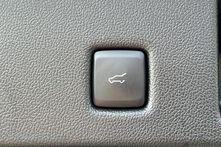 Ford KUGA Photo autoimg-0c70a5efe725cffd5e26ec4192ff6a1cce07b6cb.jpg