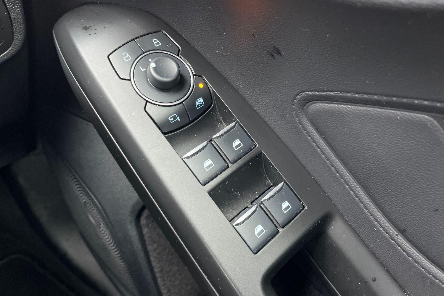 Ford FOCUS Photo 15