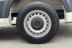 VOLKSWAGEN Crafter Photo 5
