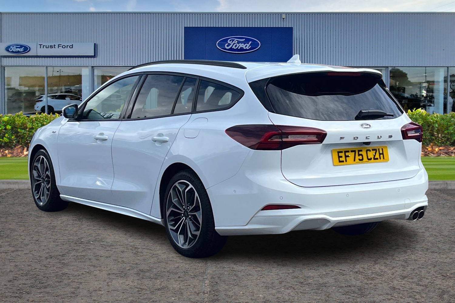 Ford FOCUS Photo 1