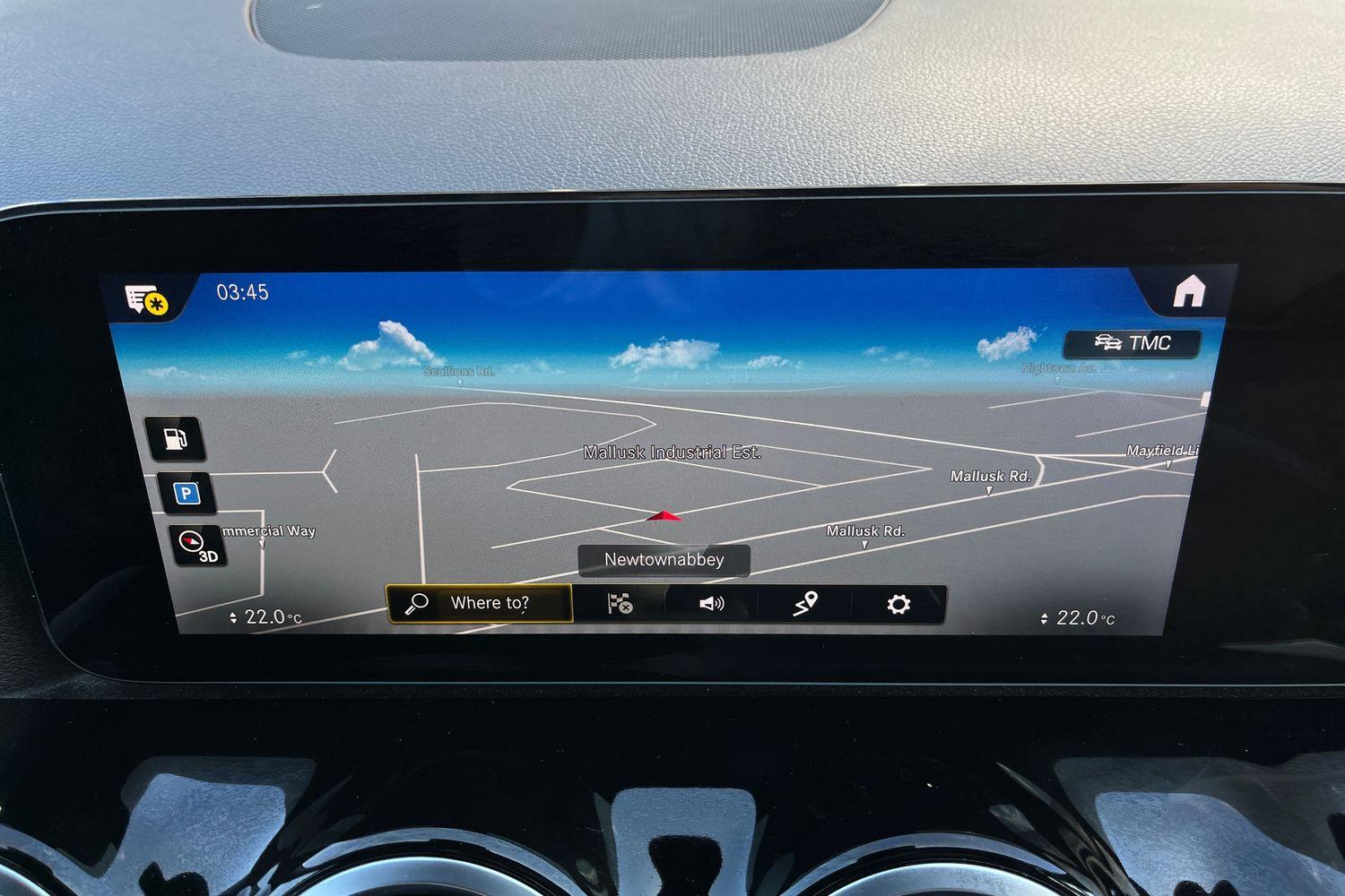 Mercedes-Benz GLA Photo 33