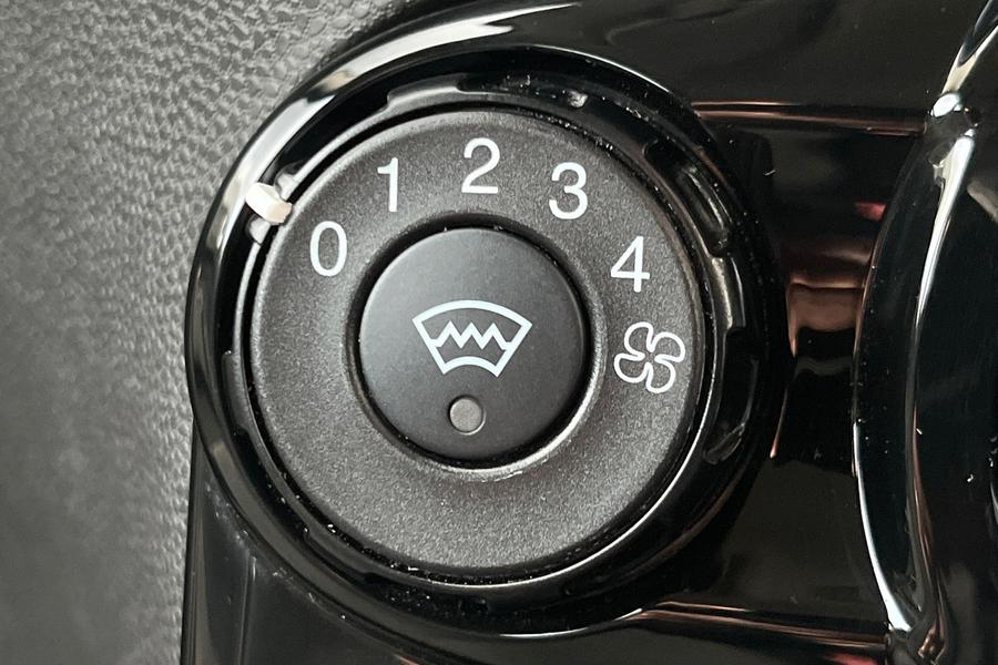 Ford Fiesta Photo autoimg-0c7b467cff3ba4a96f99243cdc48083d5d86b52e.jpg