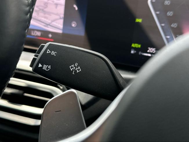 BMW 3 Series Photo 35