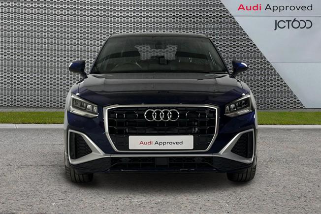 AUDI Q2 Photo 8