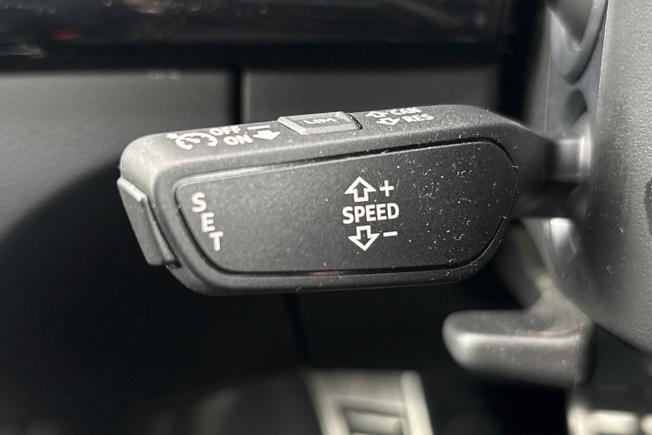 AUDI Q5 Photo 31