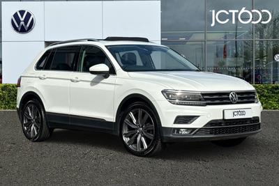 2018 VOLKSWAGEN Tiguan 2.0 TDI SEL SUV 5dr Diesel DSG 4Motion Euro 6 (s/s) (150 ps) at JCT600