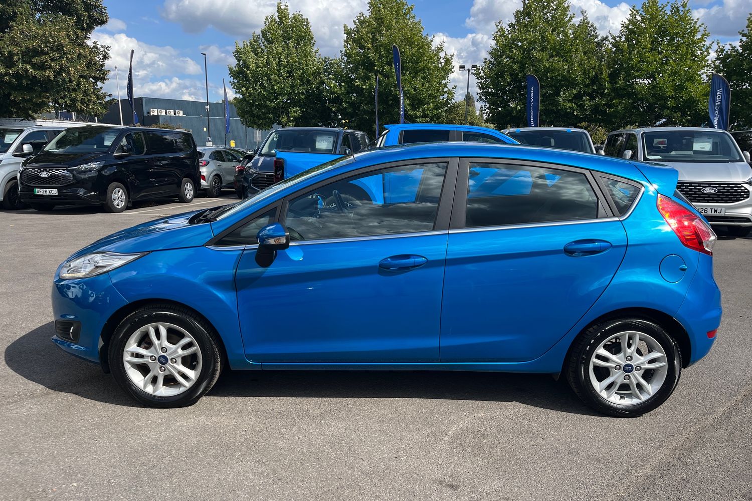 Ford FIESTA Photo 31