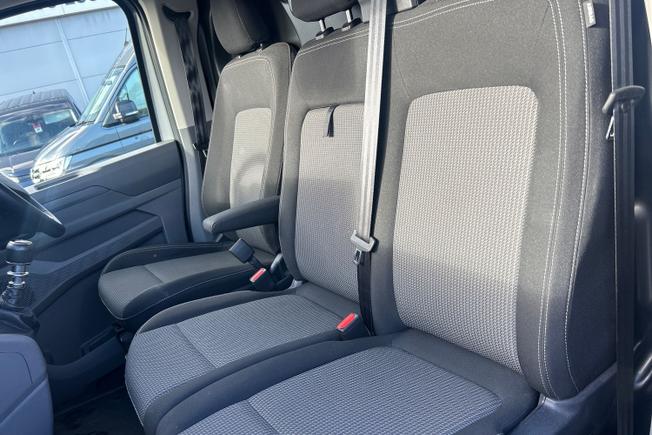 VOLKSWAGEN Transporter Photo 34