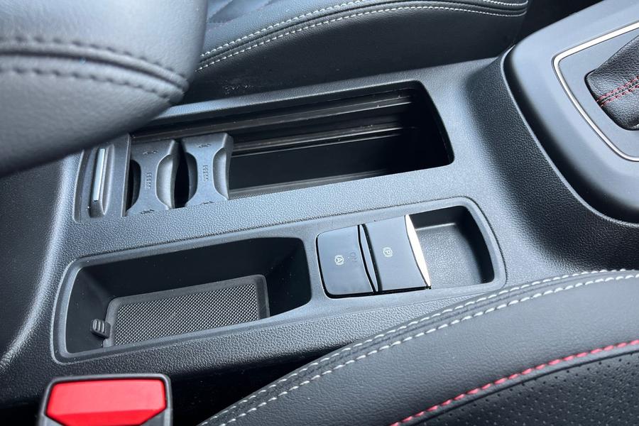 Ford FOCUS Photo autoimg-0c84723141ee9d25136c69f8a643b0340d7a0036.jpg