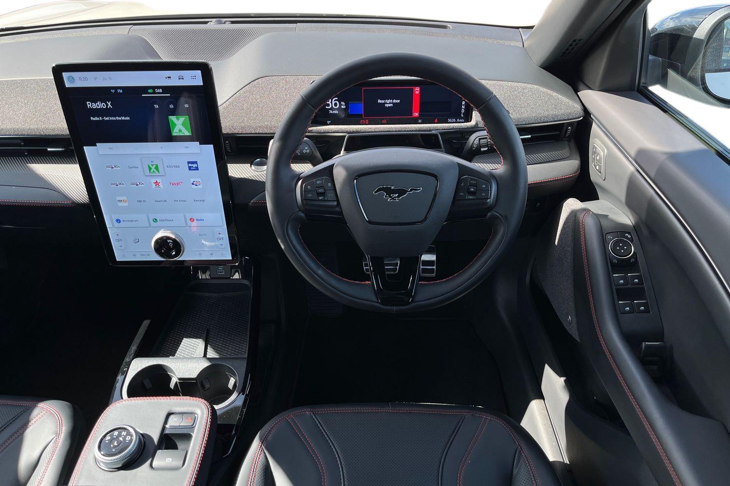 Ford Mustang Mach-E Photo 10