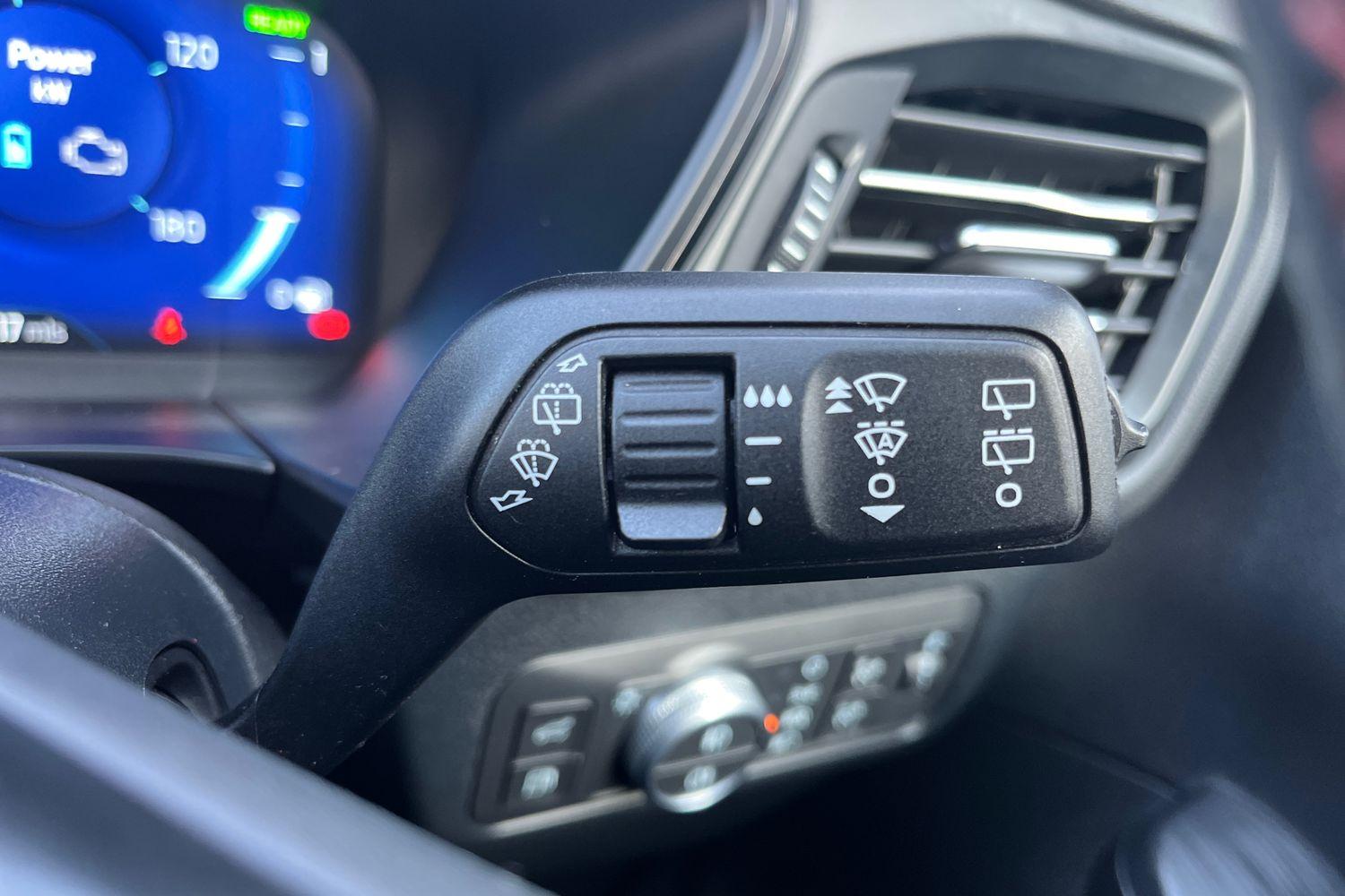Ford KUGA Photo 14