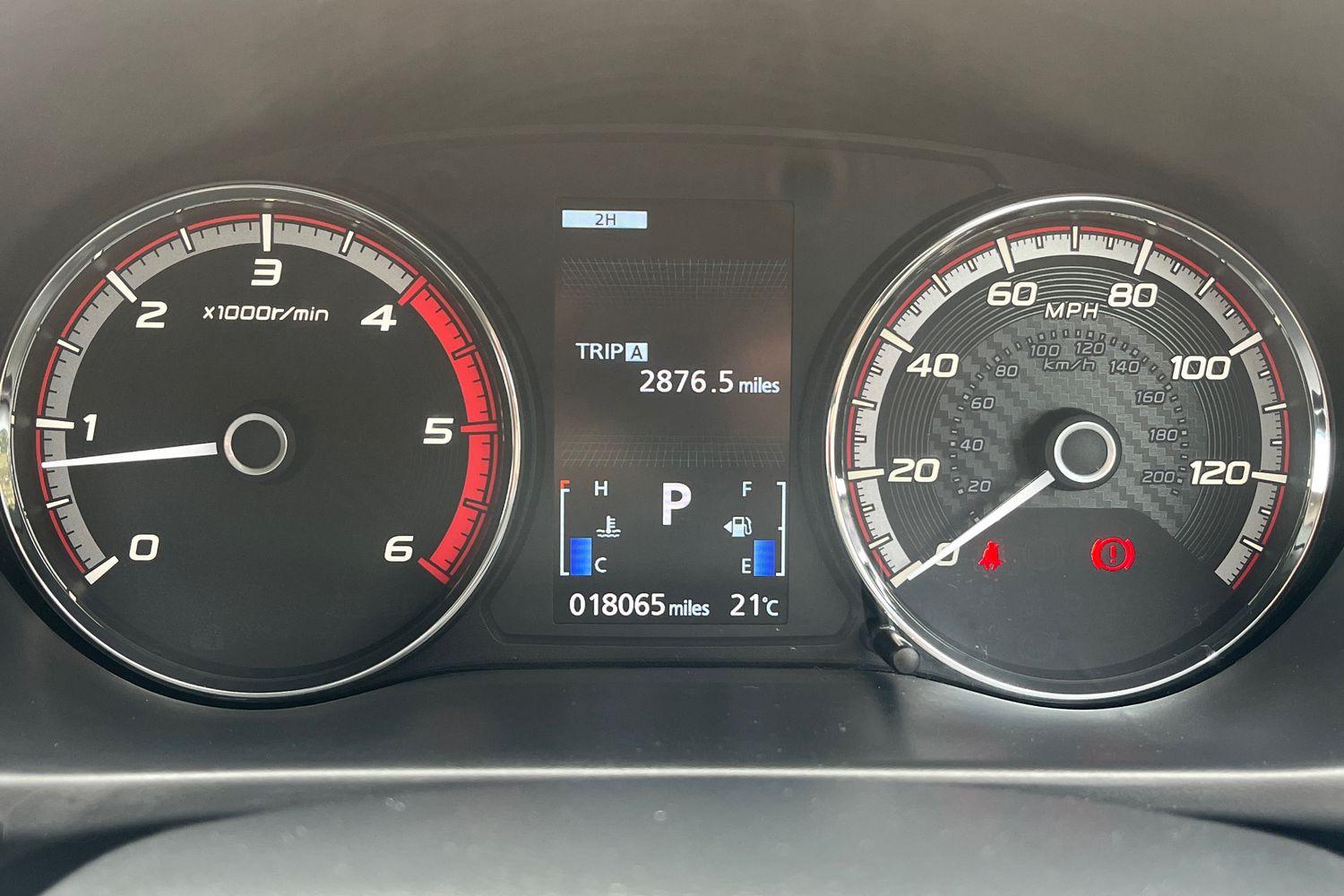 Mitsubishi L200 Photo 12