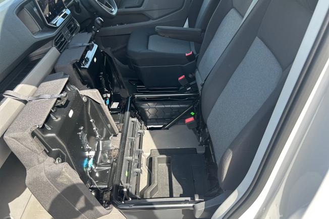 Volkswagen Crafter Photo 36