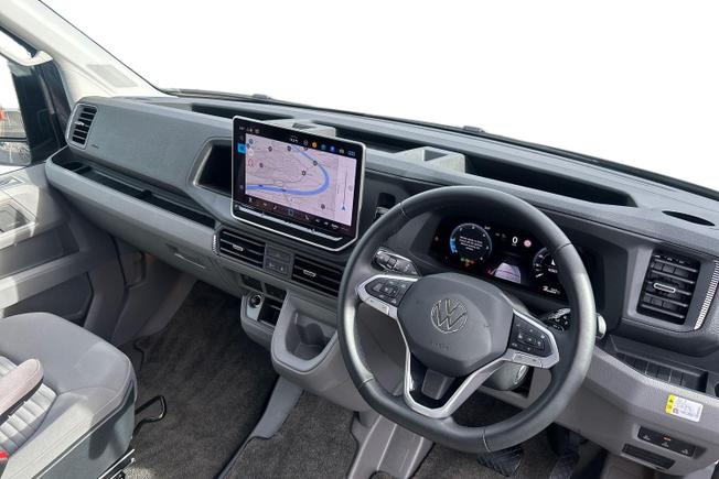 VOLKSWAGEN Grand California Photo 10
