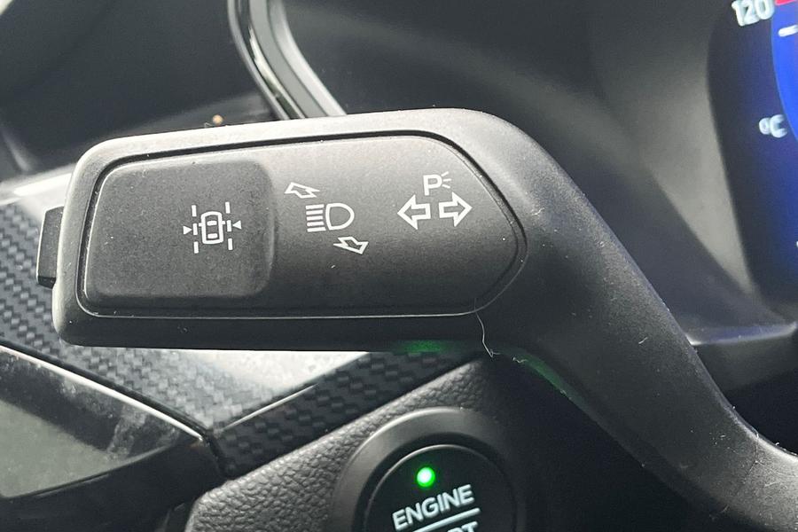 Ford KUGA Photo autoimg-0c8fc3d418c387bda230b3965879a9b8e888da3a.jpg