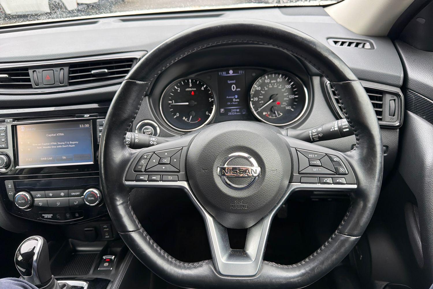 Nissan X-TRAIL Photo 11