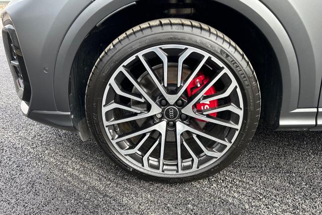 AUDI Sq5 Photo 26