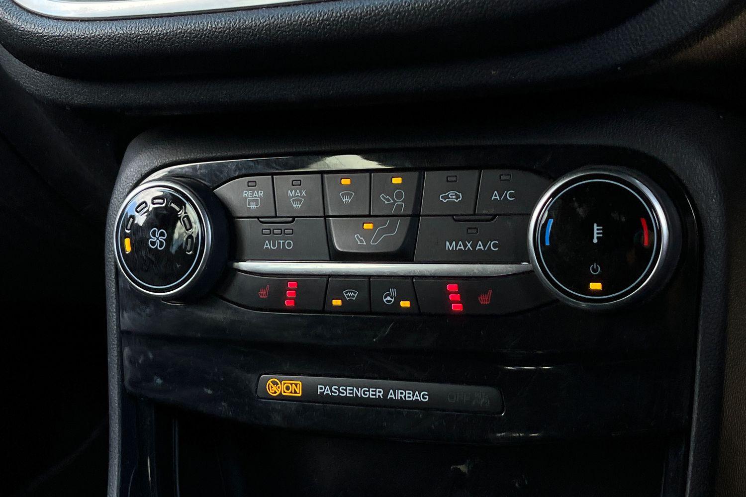 Ford Puma Photo 32