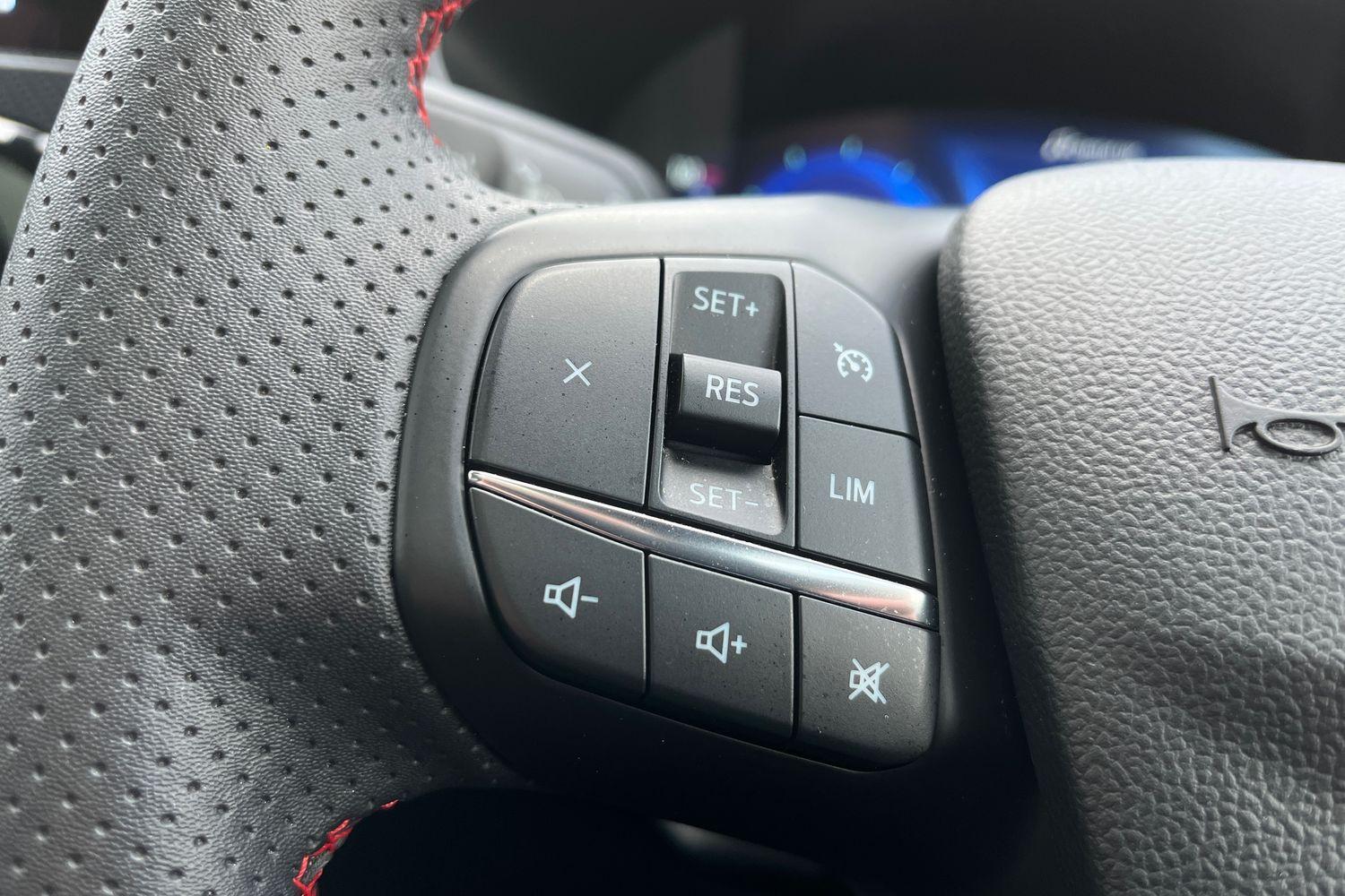 Ford Kuga Photo 34