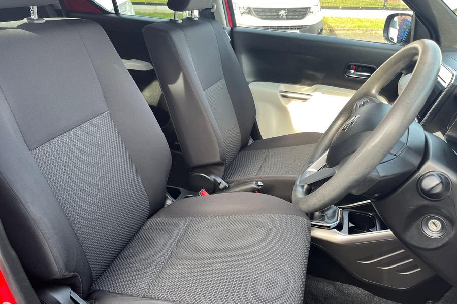 Suzuki IGNIS Photo autoimg-0c96e39f4f5bf57adf6211096dc84caad9d6948e.jpg