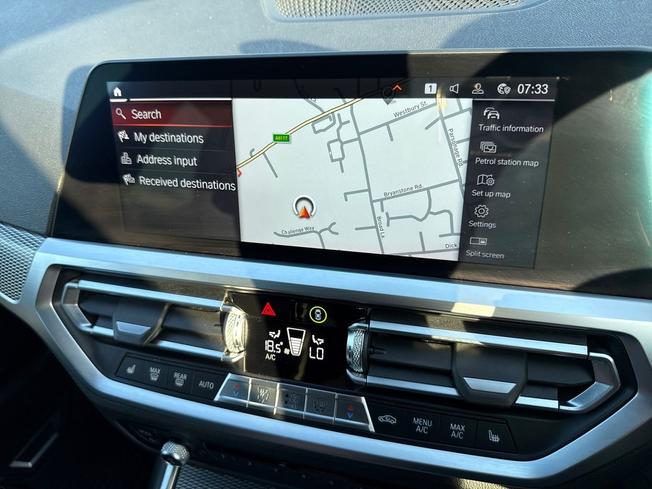 BMW 3 Series Photo 13
