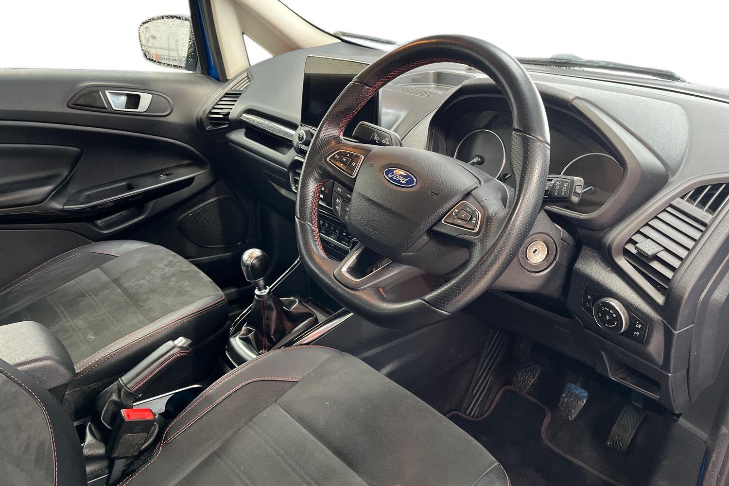 Ford ECOSPORT Photo 8