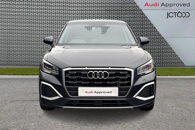 AUDI Q2 Photo 8