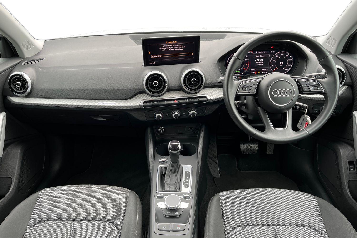 Audi Q2 Photo 9