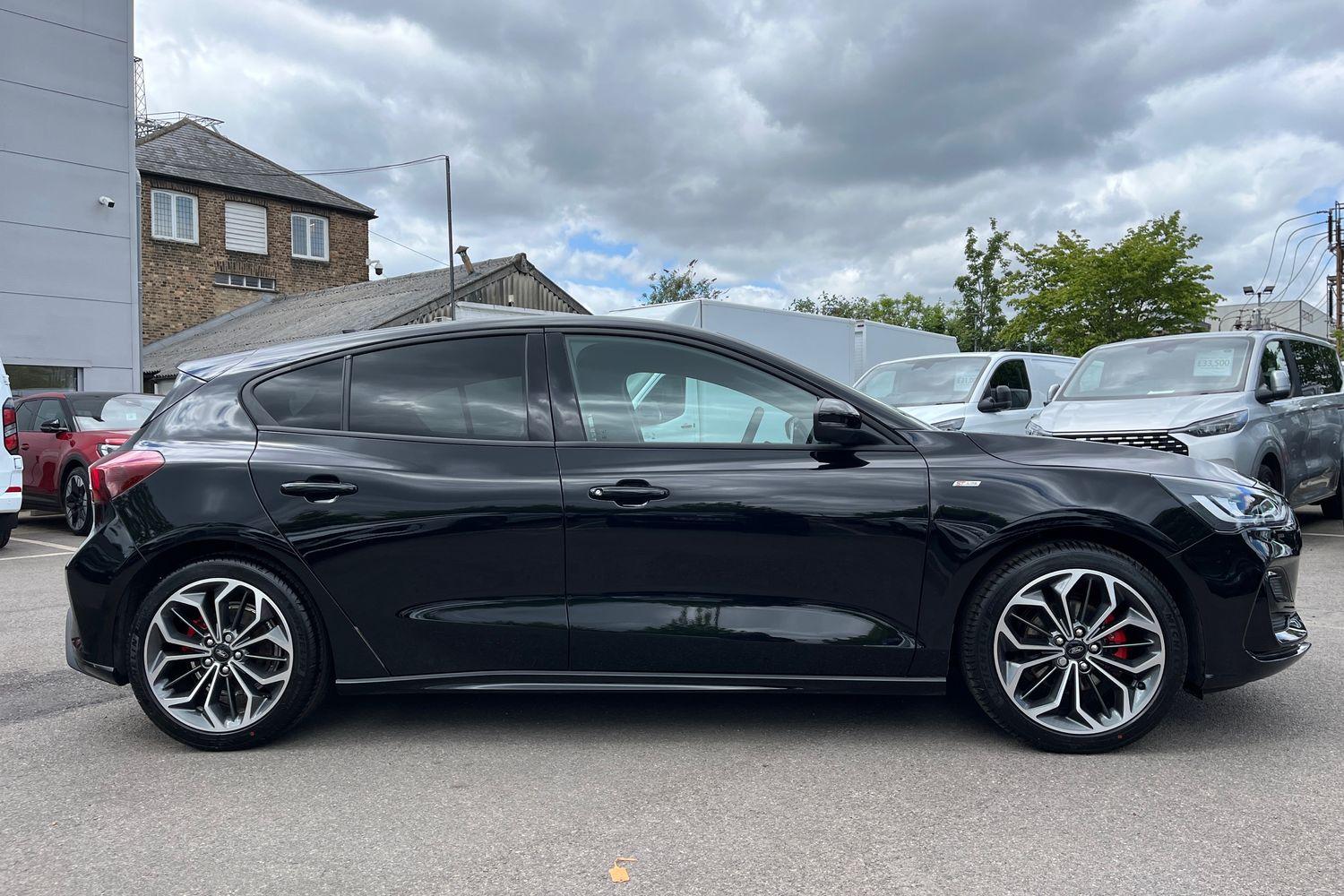 Ford FOCUS Photo 35