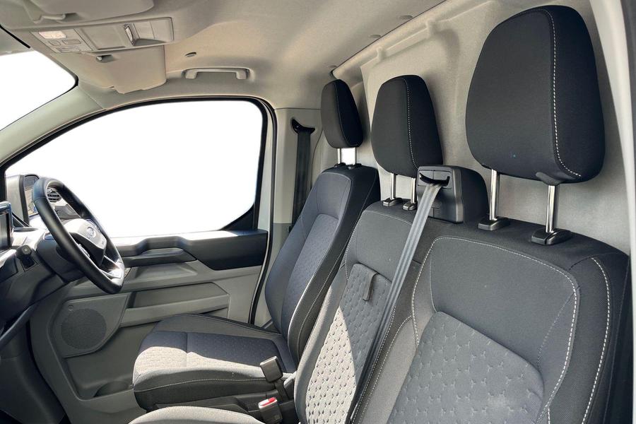 Ford TRANSIT CUSTOM Photo autoimg-0ca0b3c2d74caccc8954aa62c9f272f40aed1c80.jpg