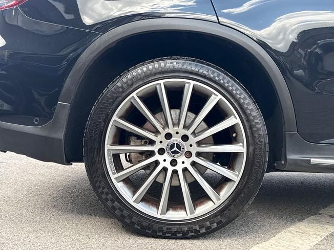 MERCEDES-BENZ GLC Photo 5