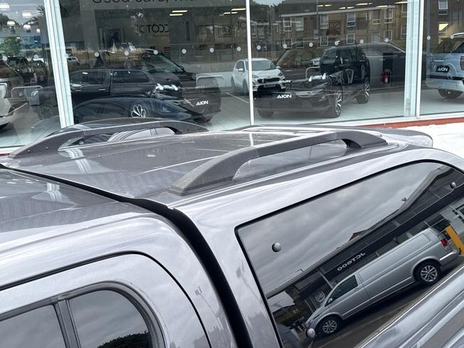TOYOTA Hilux Photo 34