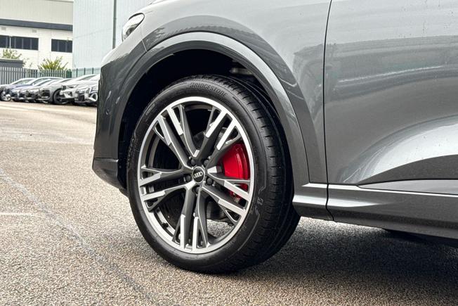 AUDI Q5 Photo 23
