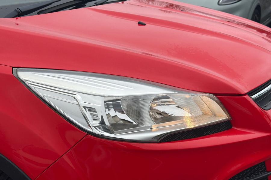 Ford KUGA Photo autoimg-0cb145847b46955b8255177807822b89f60bb4f3.jpg