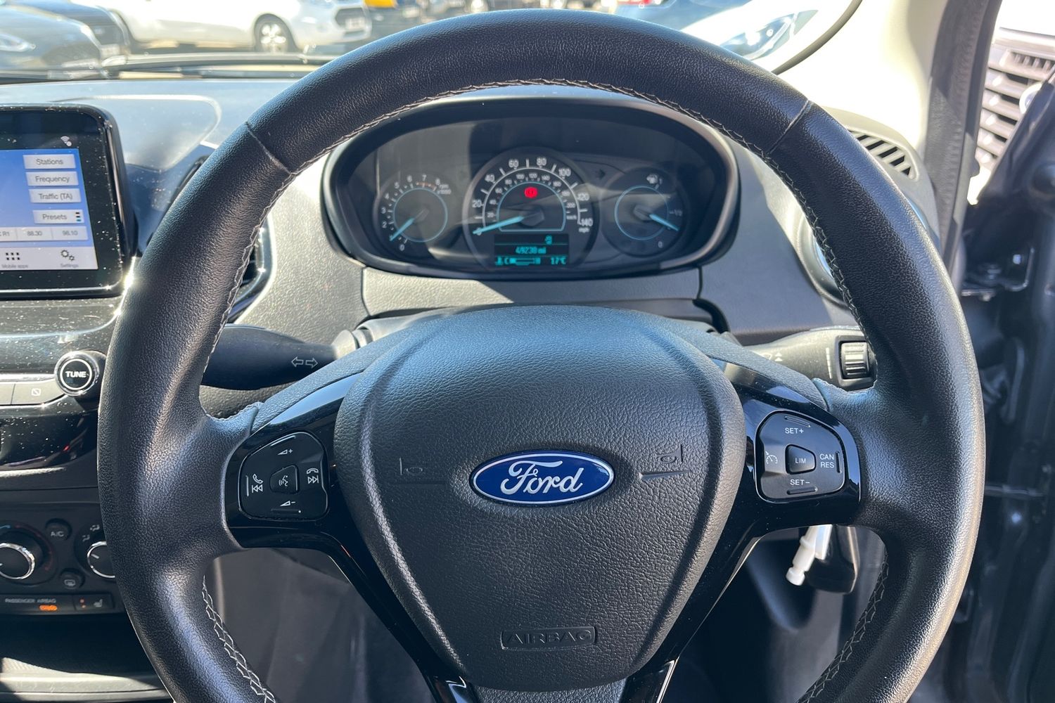 Ford Ka+ Photo 11