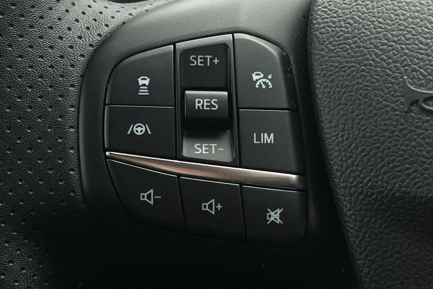 Ford FOCUS Photo 22