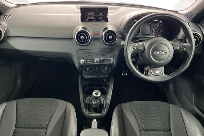 Audi A1 Photo 10