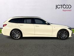 BMW 3 Series Photo 4