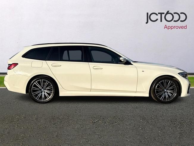 BMW 3 Series Photo 4