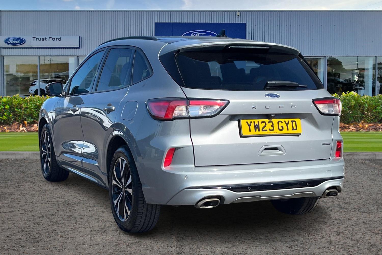 Ford Kuga Photo 1