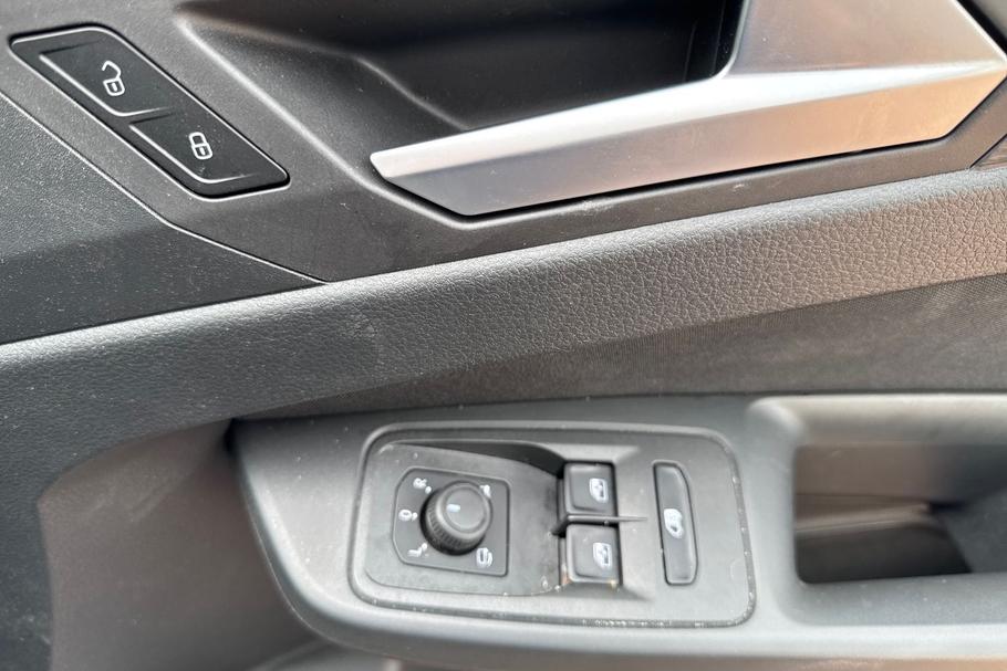 Used Ford TRANSIT CONNECT WR75HZN 34