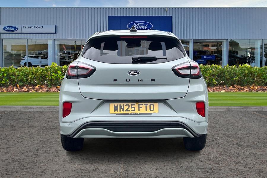 Ford PUMA Photo autoimg-0cc334bc3aced28b88766d1f3ca539bd2b8307a7.jpg