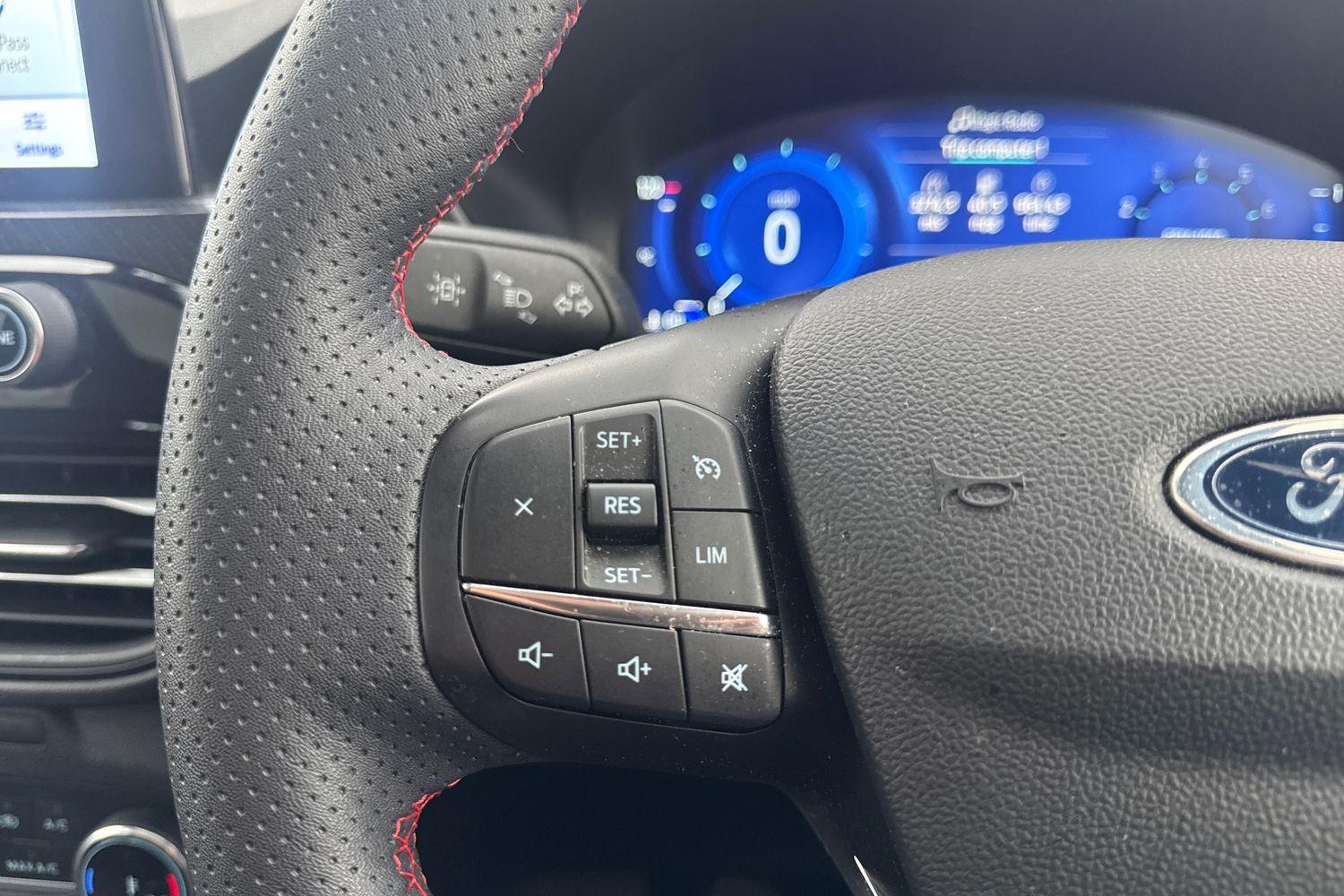 Ford KUGA Photo 33