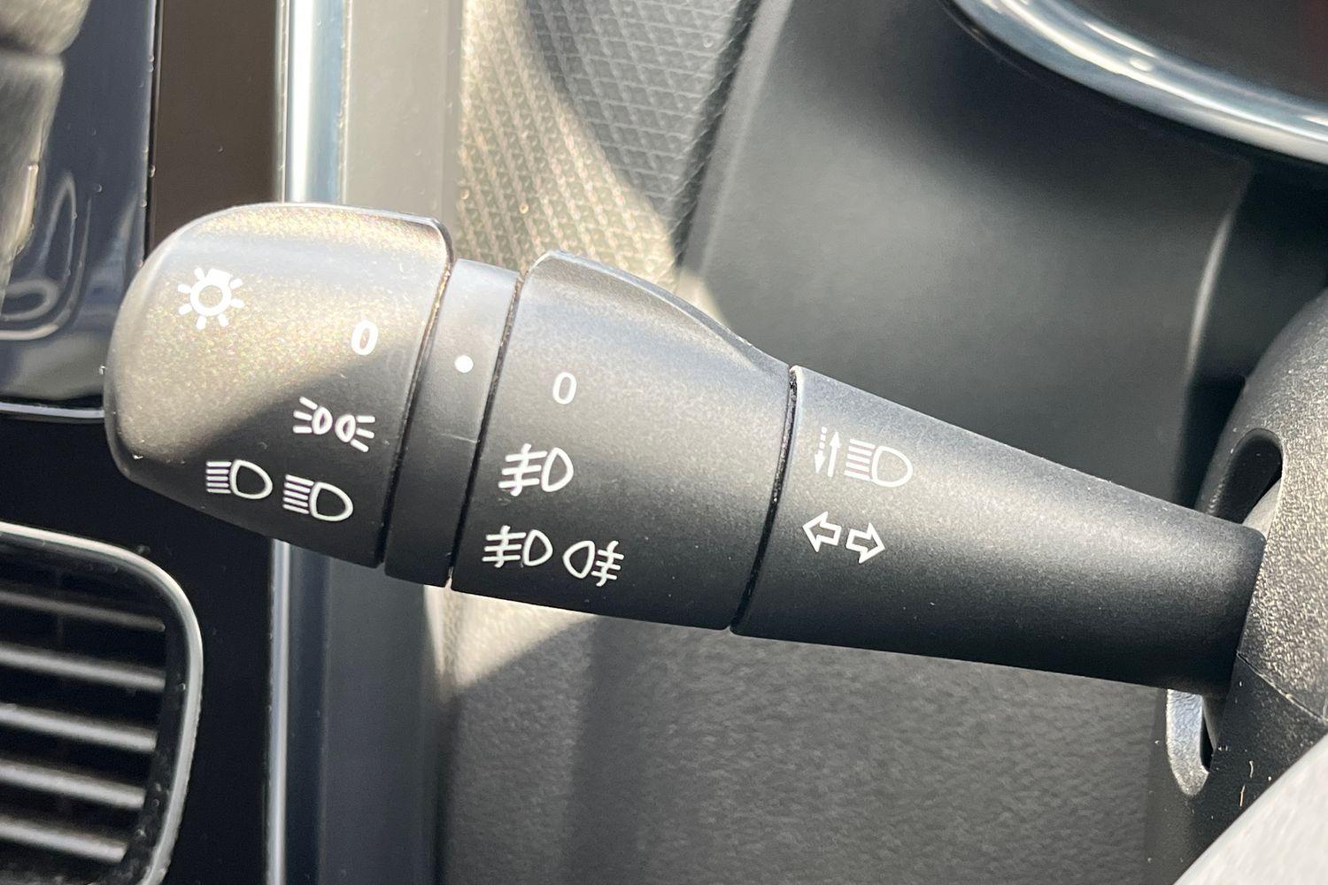 Renault CLIO Photo 13