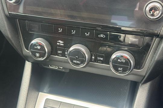 Skoda Octavia Photo autoimg-0cc4d7d5fd74ccfae3bb9621586d82c122e03237.jpg