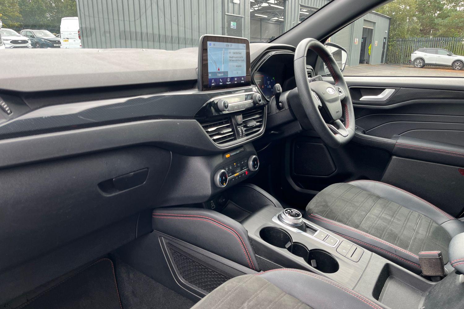 Ford KUGA Photo 17