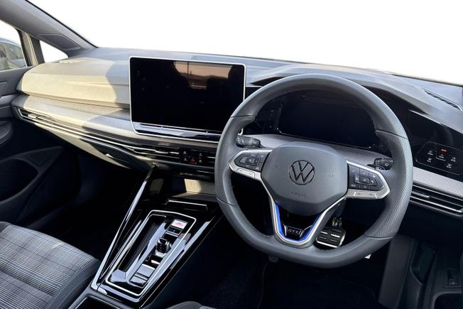 Volkswagen Golf Photo 6
