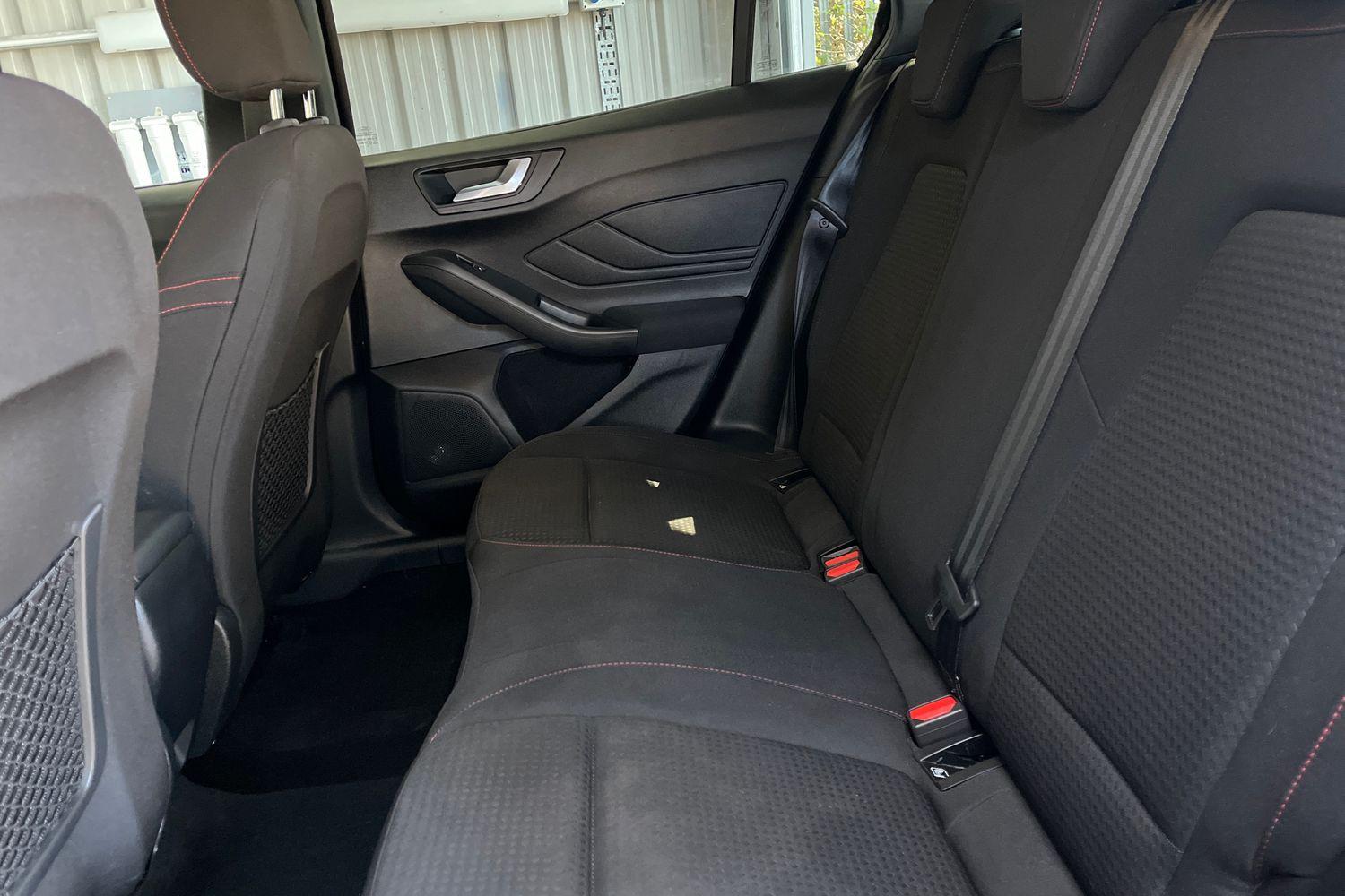 Ford FOCUS Photo 19
