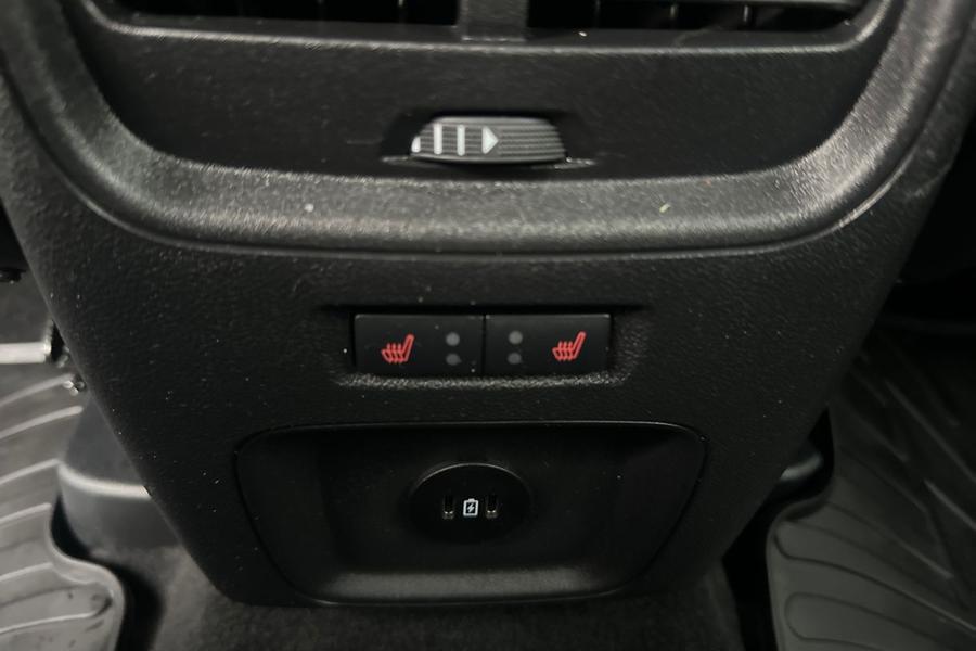 Ford Kuga Photo autoimg-0ccd0334178d7ed274bbdfd95402e55a51afcbf1.jpg