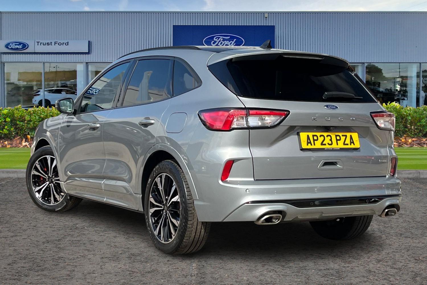 Ford Kuga Photo 1